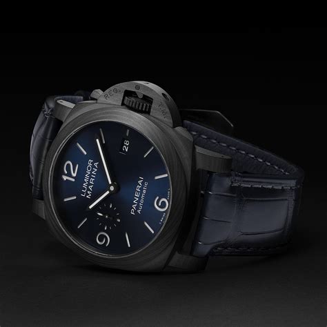 panerai luminor marina carbotech blu notte|Hands.